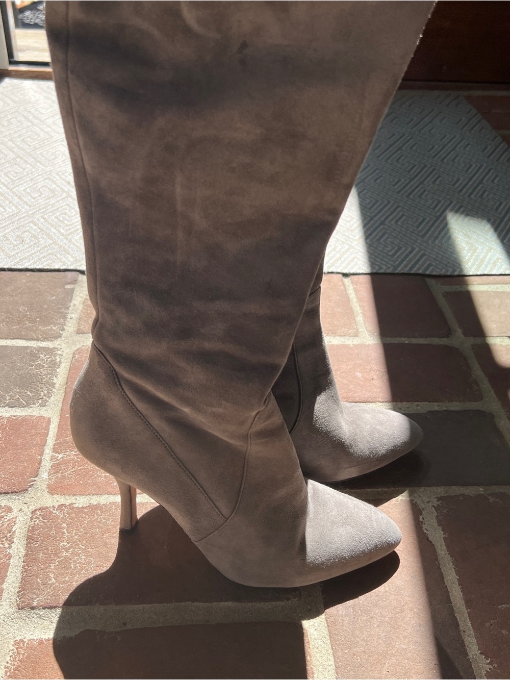 Via Spiga Light Grey Pointy-Toe Stiletto Boots